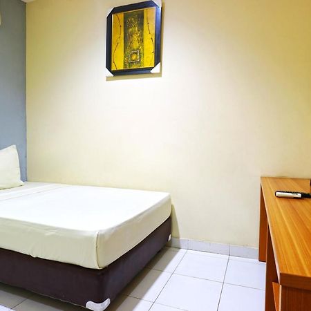 Sabrina Guest House Τζακάρτα Εξωτερικό φωτογραφία
